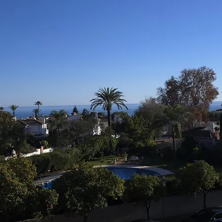 Center Walking Distance And Plaza De Naranjos Marbella