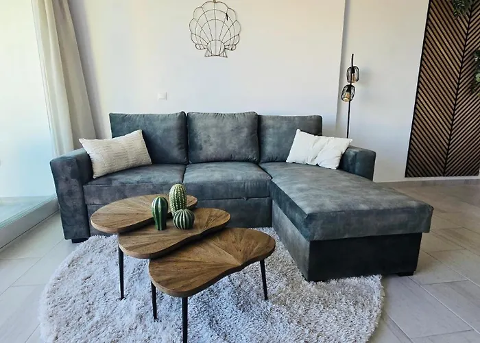 Center Walking Distance And Plaza De Naranjos Apartman *