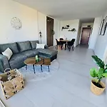 Center Walking Distance And Plaza De Naranjos Διαμέρισμα *