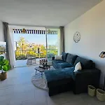 Center Walking Distance And Plaza De Naranjos * Μαρμπέλλα