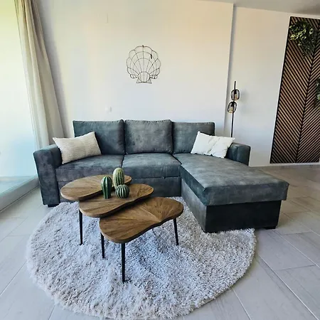 Center Walking Distance Beach&plaza De Naranjos Apartamento *