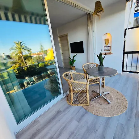 Apartment Center Walking Distance And Plaza De Naranjos Marbella