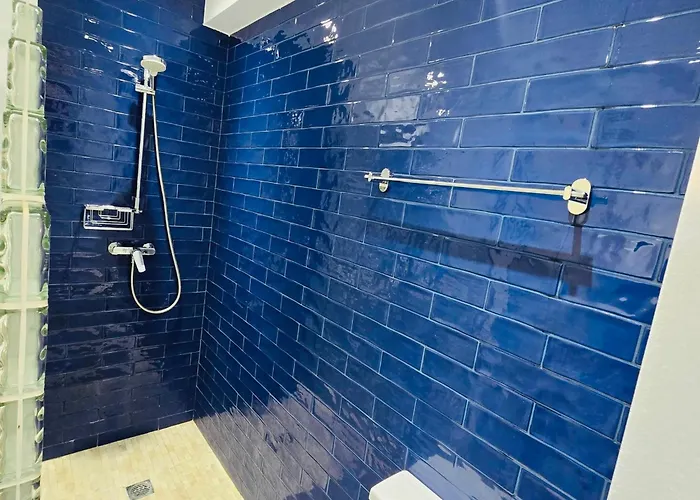 Center Walking Distance And Plaza De Naranjos Марбелья